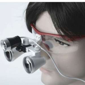 LENTE CON LUPAS AUMENTO 2.5X320 CON LUZ LED